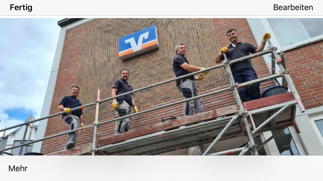 Das Team von Fugenbetrieb Hilmi auf dem Gerüst